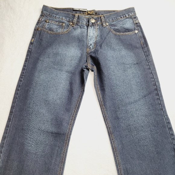 Jean Station Men's Blue Denim Stud Back Pockets Size 32/31 Jeans - Picture 6 of 10